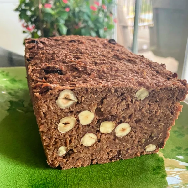 Easy German Apple Bread Recipe: Oma’s Apfelbrot.