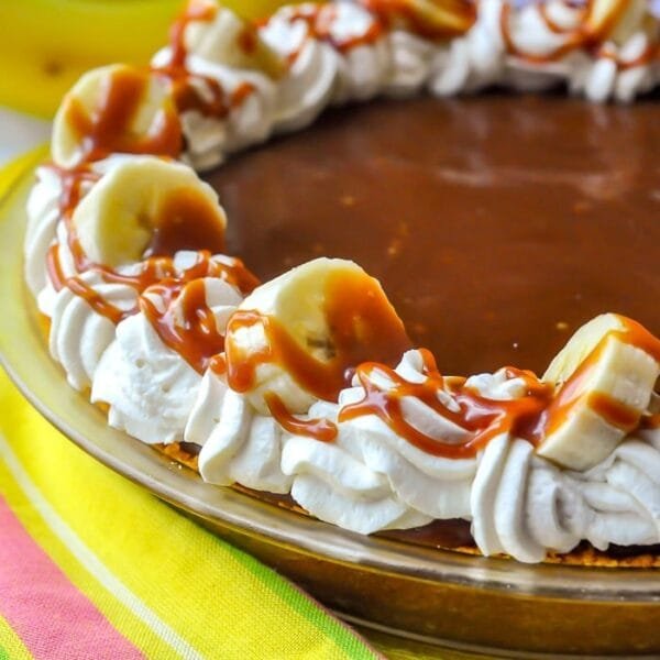 Caramel Banana Cream Pie – an updated traditional fave!