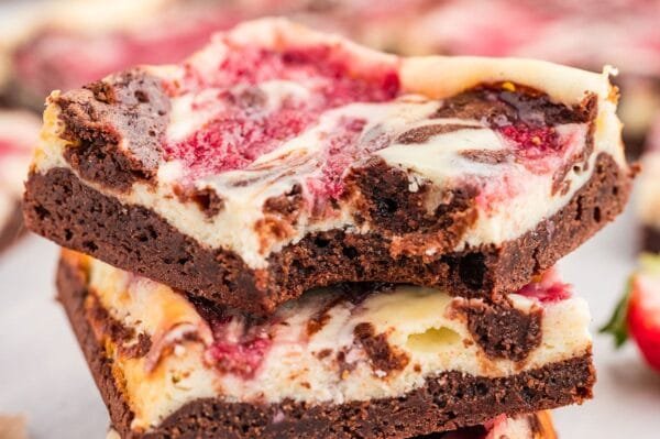 Strawberry Cheesecake Brownies – Recipes Simple