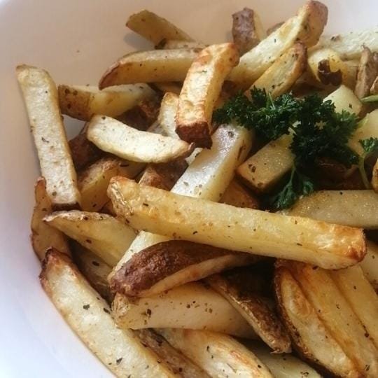 Air Fryer French Fries — German Pommes Frites
