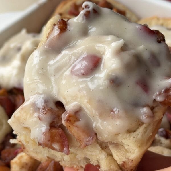 Warm and Gooey Apple Cinnamon Rolls