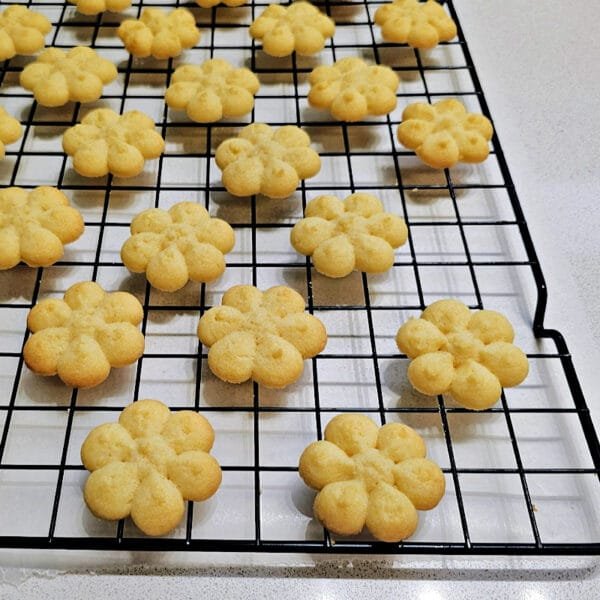 German Spritz Cookies Recipe: Oma’s Spritzgebäck.