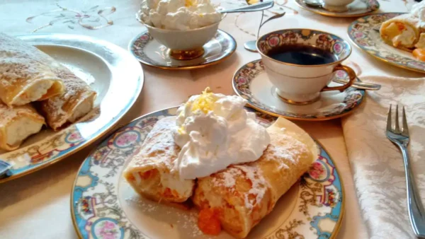 Oma’s German Pancake Recipe (Pfannkuchen)