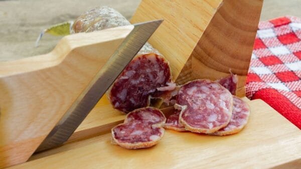Quelles sont les meilleures trancheuses à saucisson et à jambon ?