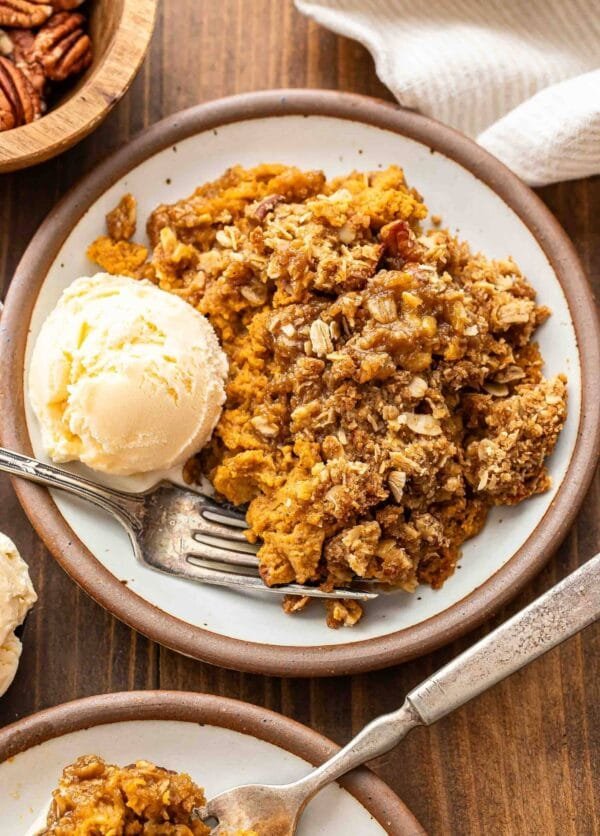 Pumpkin Crisp Recipe (with Streusel Topping)